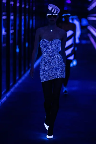 Look 73